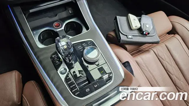 BMW X7 2022 — ფოტო 12/20