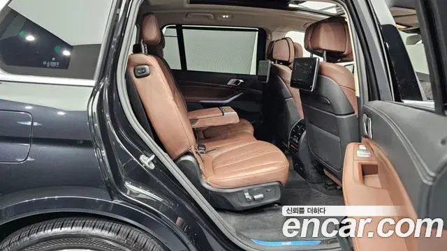 BMW X7 2022 — ფოტო 1/20