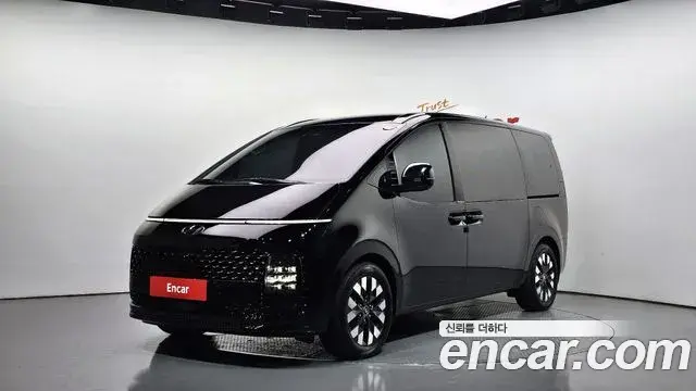 Hyundai Staria 2021 — Photo 4/20