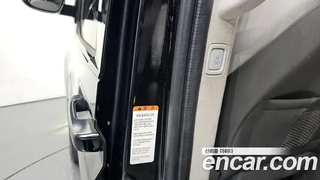 Hyundai Staria 2021 — Photo 16/20
