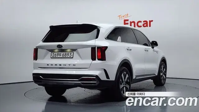 Kia Sorento 2020 — Фото 2/20
