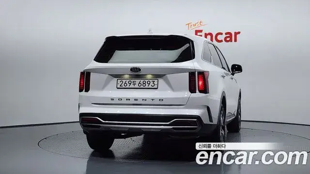 Kia Sorento 2020 — Фото 4/20