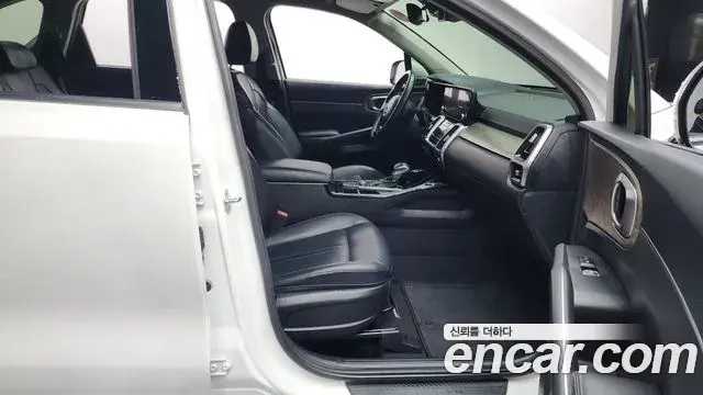 Kia Sorento 2020 — Фото 11/20