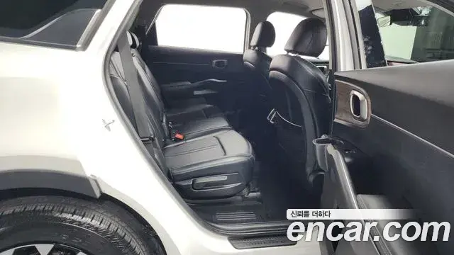 Kia Sorento 2020 — Фото 12/20