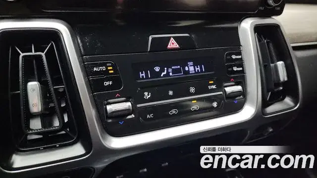 Kia Sorento 2020 — Фото 17/20
