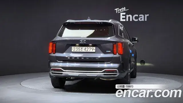 Kia Sorento 2020 — Photo 13/20