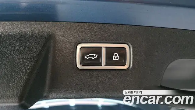 Kia Sorento 2021 — ფოტო 8/20