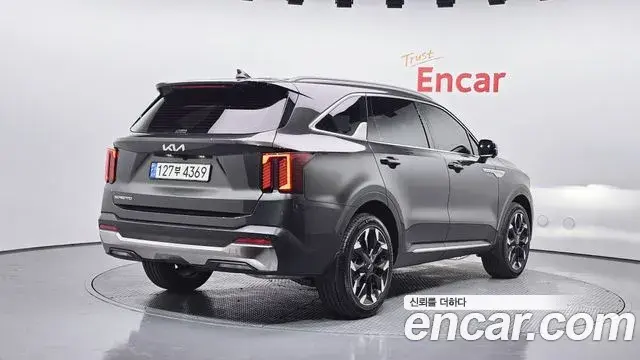 Kia Sorento 2025 — ფოტო 14/20