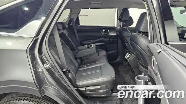 Kia Sorento 2025 — ფოტო 19/20