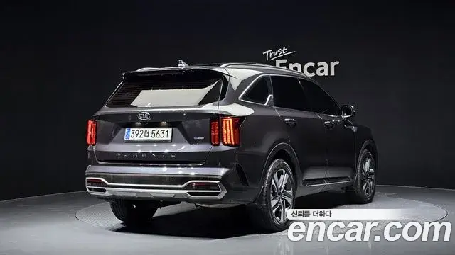 Kia Sorento 2020 — Фото 2/20