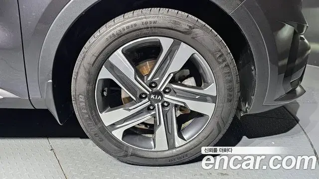 Kia Sorento 2020 — Фото 5/20