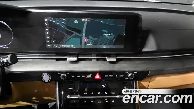 Kia Carnival 2022 — Şəkil 11/20
