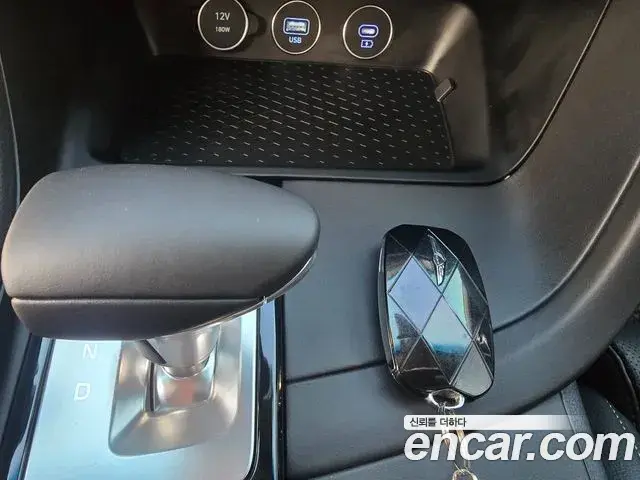 Genesis G70 2025 — Şəkil 13/20