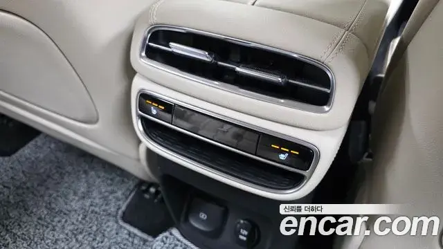 Genesis GV80 2022 — Photo 15/20