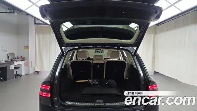 Genesis GV80 2022 — Photo 8/20