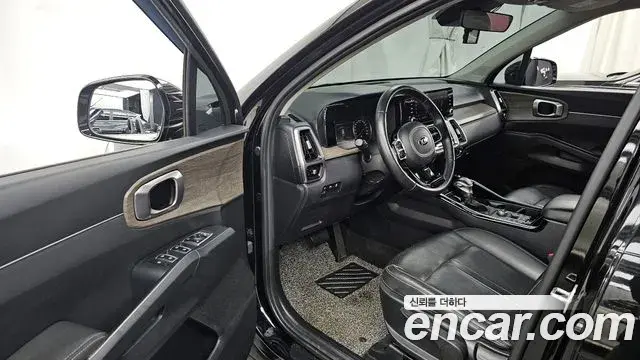 Kia Sorento 2021 — Фото 10/20