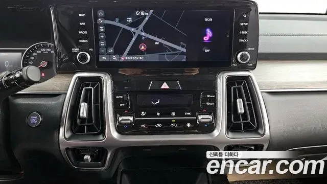 Kia Sorento 2021 — Фото 14/20