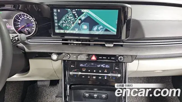 Kia Carnival 2021 — Фото 15/20