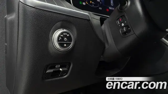 Mercedes-Benz C-Class 2022 — ფოტო 20/20