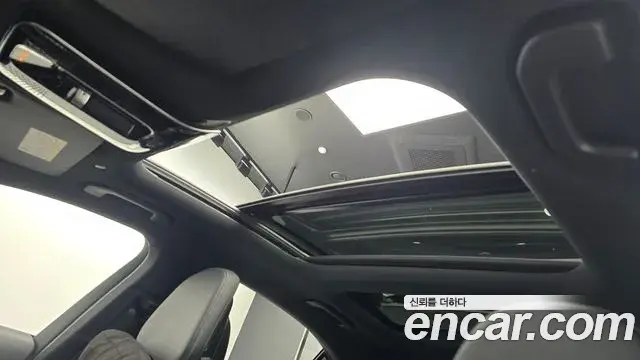 Mercedes-Benz C-Class 2022 — ფოტო 16/20