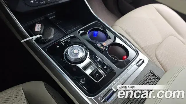 Kia Carnival 2024 — Photo 5/20