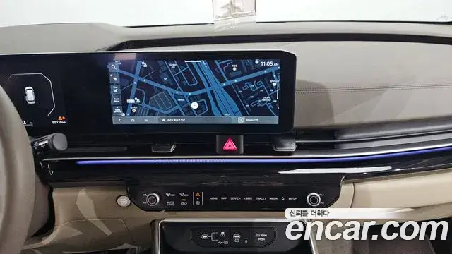 Kia Carnival 2024 — Photo 17/20