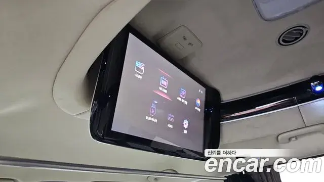 Kia Carnival 2024 — Photo 15/20