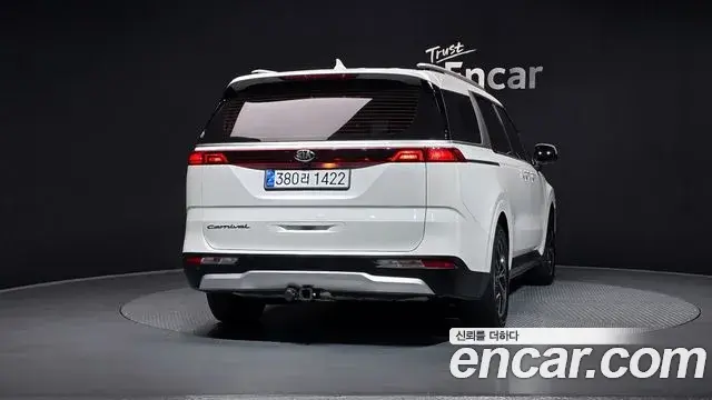 Kia Carnival 2020 — Photo 4/20
