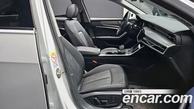 Audi A6 2021 — ფოტო 6/20