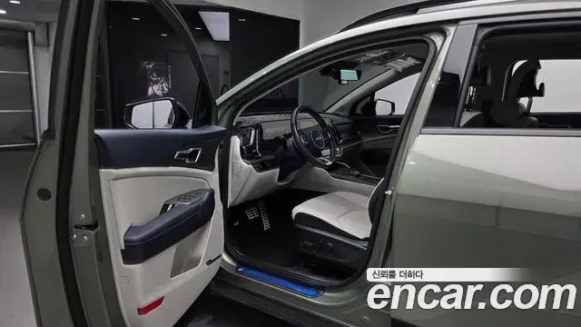 Kia Sportage 2023 — Photo 12/20