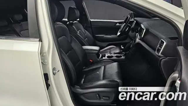 Kia Sportage The Bold 2020 — Photo 13/20