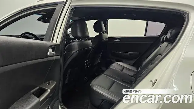 Kia Sportage The Bold 2020 — Photo 9/20