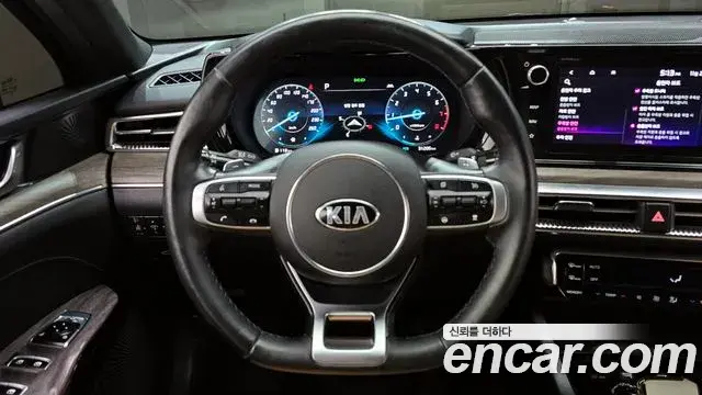 Kia K5 2021 — Фото 12/20