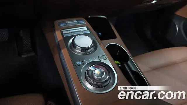 Genesis GV70 2021 — ფოტო 4/20