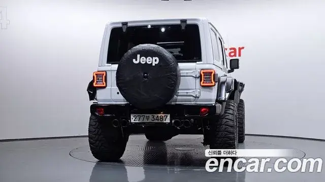 Jeep Wrangler 2020 — Фото 3/20