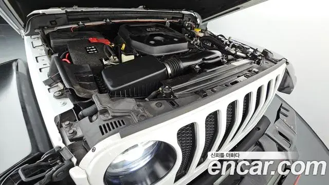 Jeep Wrangler 2020 — Фото 5/20