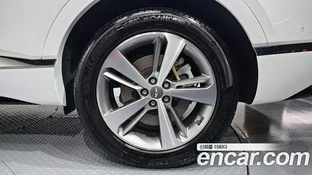 Genesis GV80 2020 — Şəkil 9/20