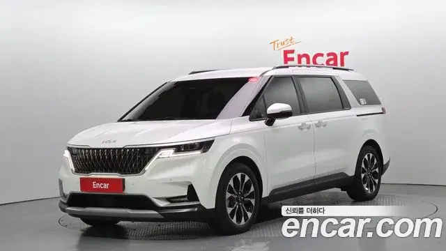 Kia Carnival 2023 — Photo 1/20