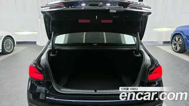 BMW 5 Series 2021 — Şəkil 2/20
