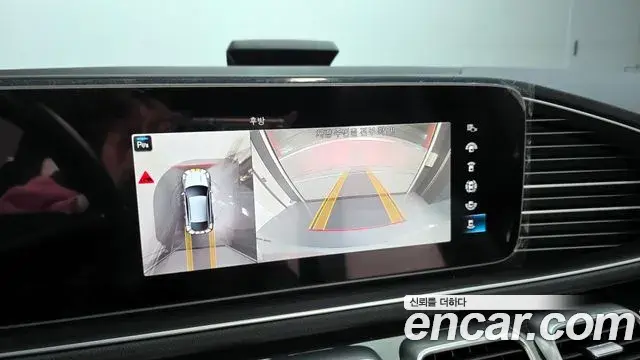 Mercedes-Benz GLE-Class 2021 — Photo 3/20