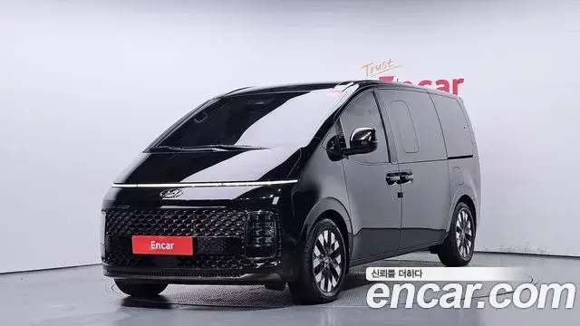 Hyundai Staria 2021 — ფოტო 14/20