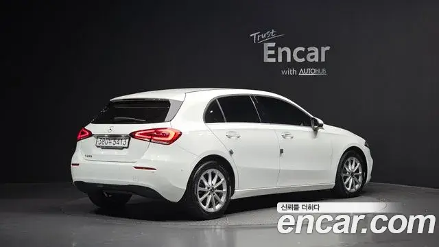 Mercedes-Benz A-Class 2020 — Фото 2/20