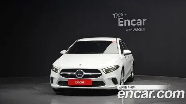 Mercedes-Benz A-Class 2020 — Фото 3/20