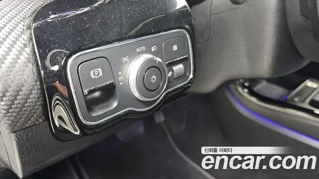 Mercedes-Benz A-Class 2020 — Фото 15/20