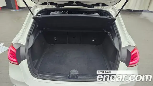 Mercedes-Benz A-Class 2020 — Фото 20/20