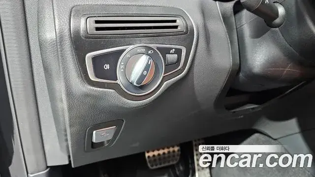 Mercedes-Benz GLC-Class 2022 — Photo 5/20