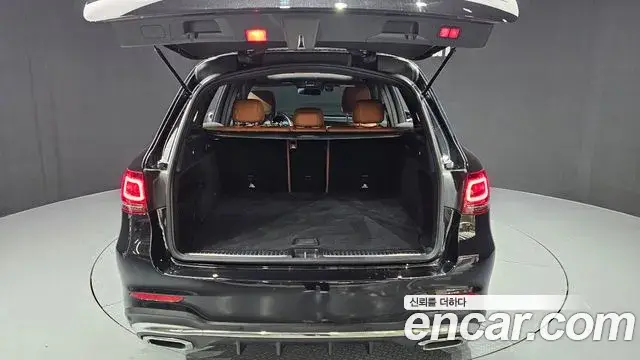 Mercedes-Benz GLC-Class 2022 — Photo 14/20