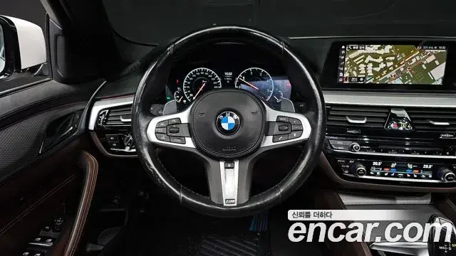 BMW 5 Series 2019 — Photo 3/20