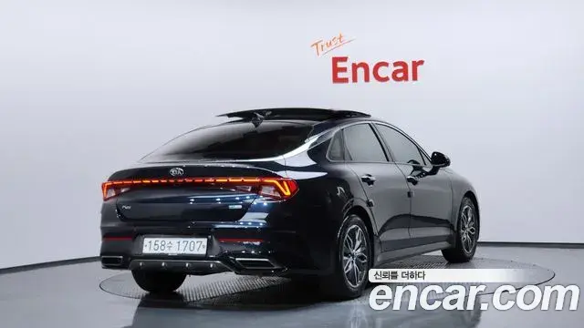 Kia K5 2020 — Şəkil 12/20