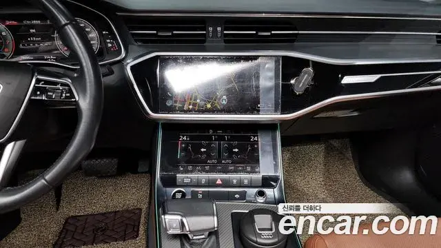 Audi A6 2021 — ფოტო 12/20